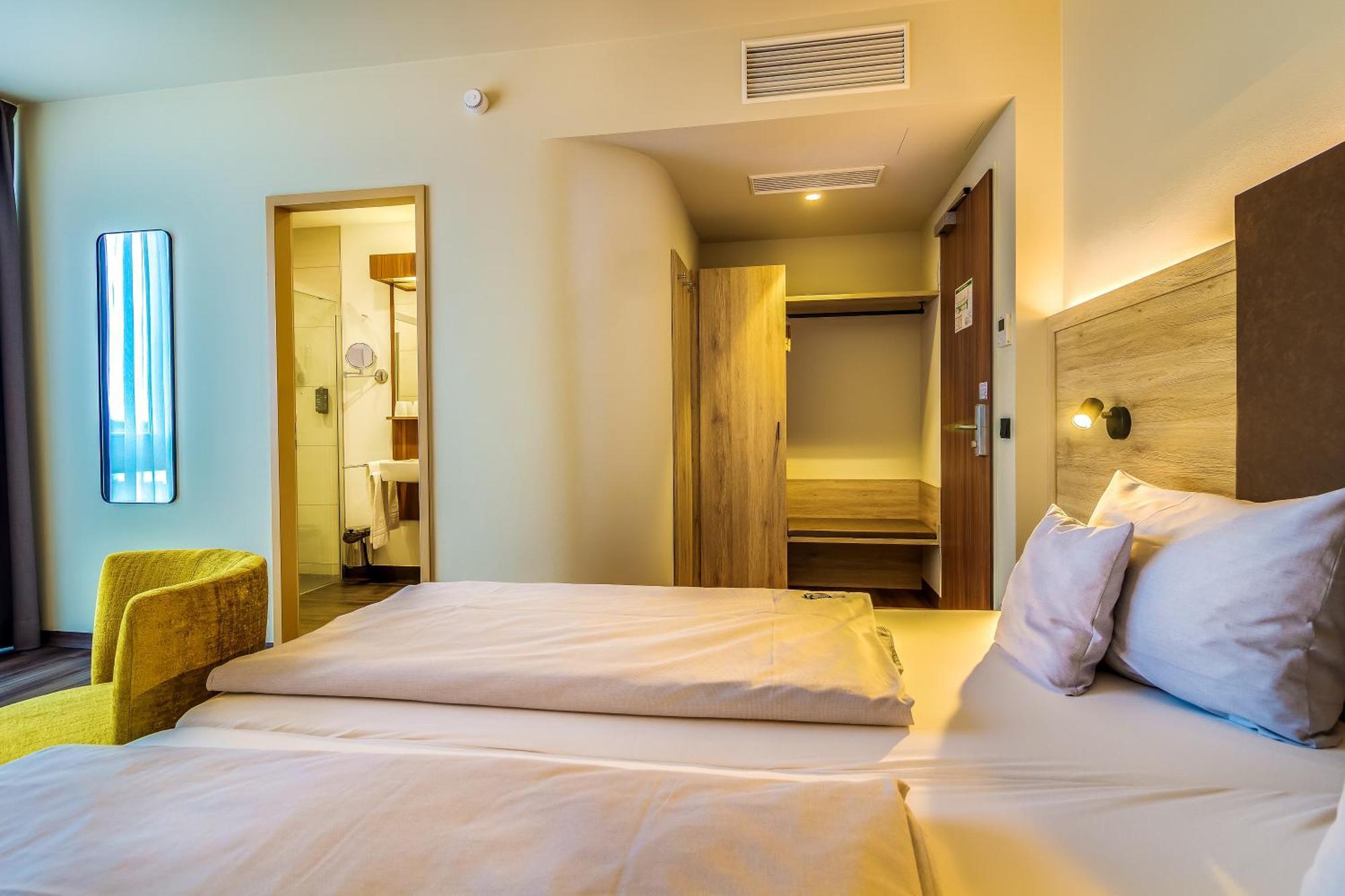 Lagovida Das Ferienresort Am Stoermthaler See Гроспосна Екстериор снимка