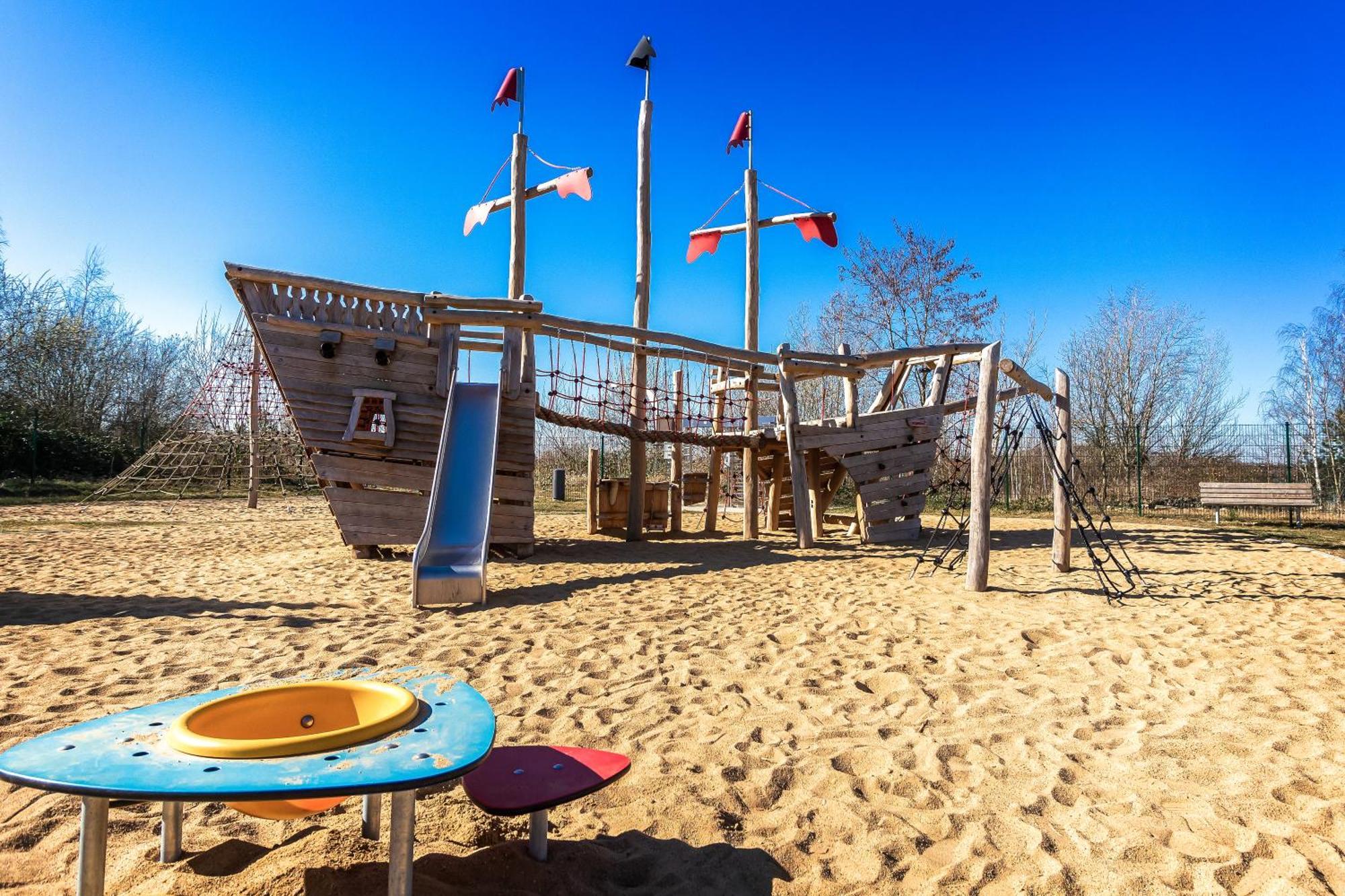 Lagovida Das Ferienresort Am Stoermthaler See Гроспосна Екстериор снимка