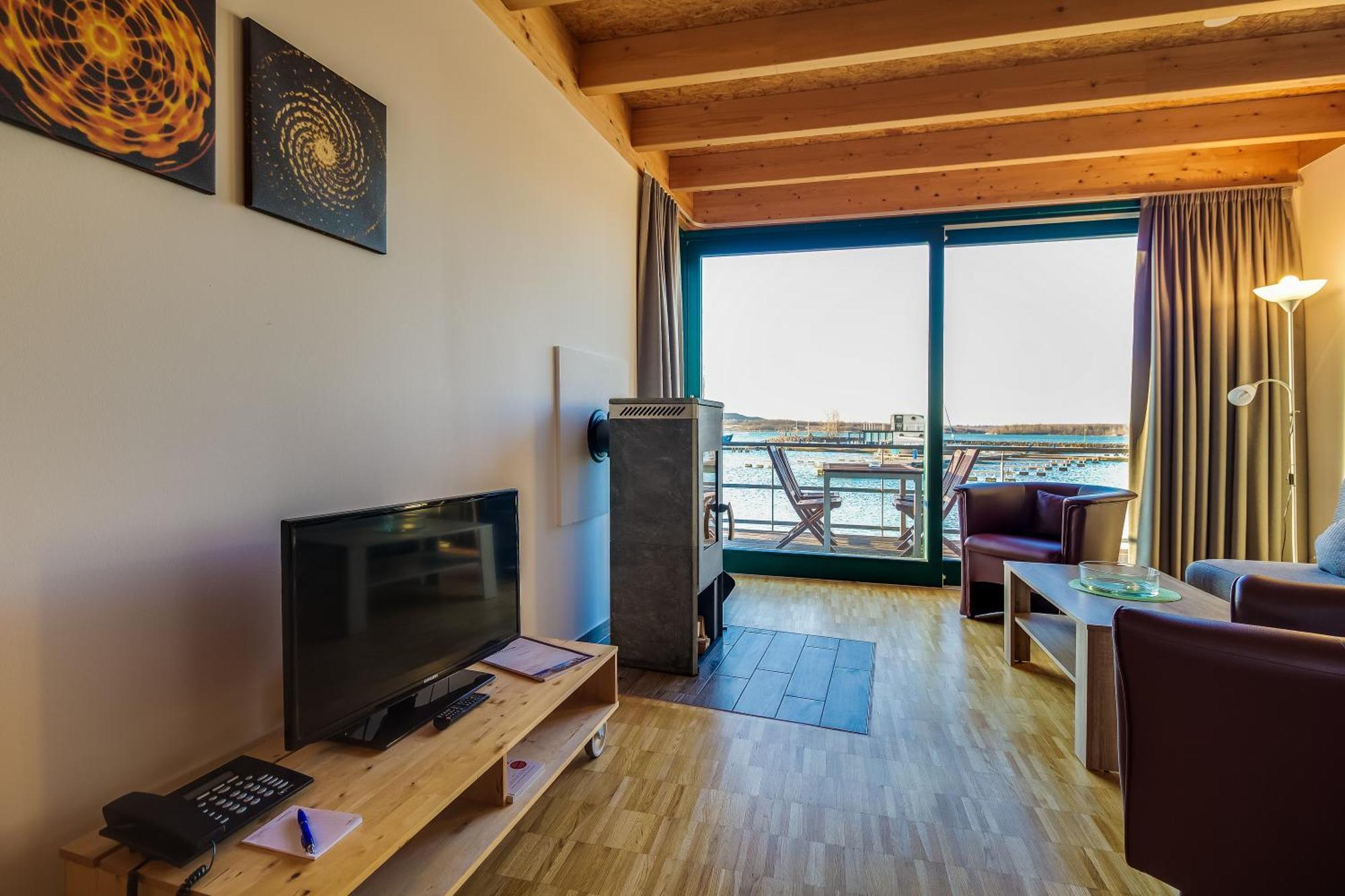 Lagovida Das Ferienresort Am Stoermthaler See Гроспосна Екстериор снимка